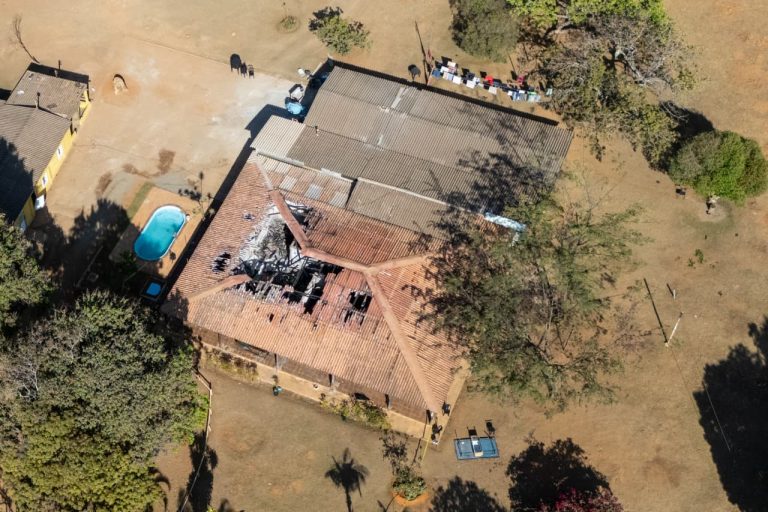 clinica-2-3-BNv9hO-768x512