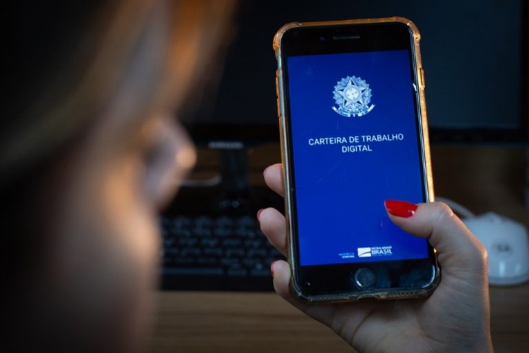 com-salarios-R-14-mil-R-35-mil-DF-649-vagas-emprego-9tiAio-768x512