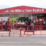 Treta sobre livro adotado por escola do CBMDF revolta pais: “Podre”
