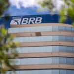 Celina retira Serrinha e área da Saúde de lei de capitalização do BRB