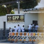 Preso esconde cocaína em bengala e tenta entrar em penitenciária